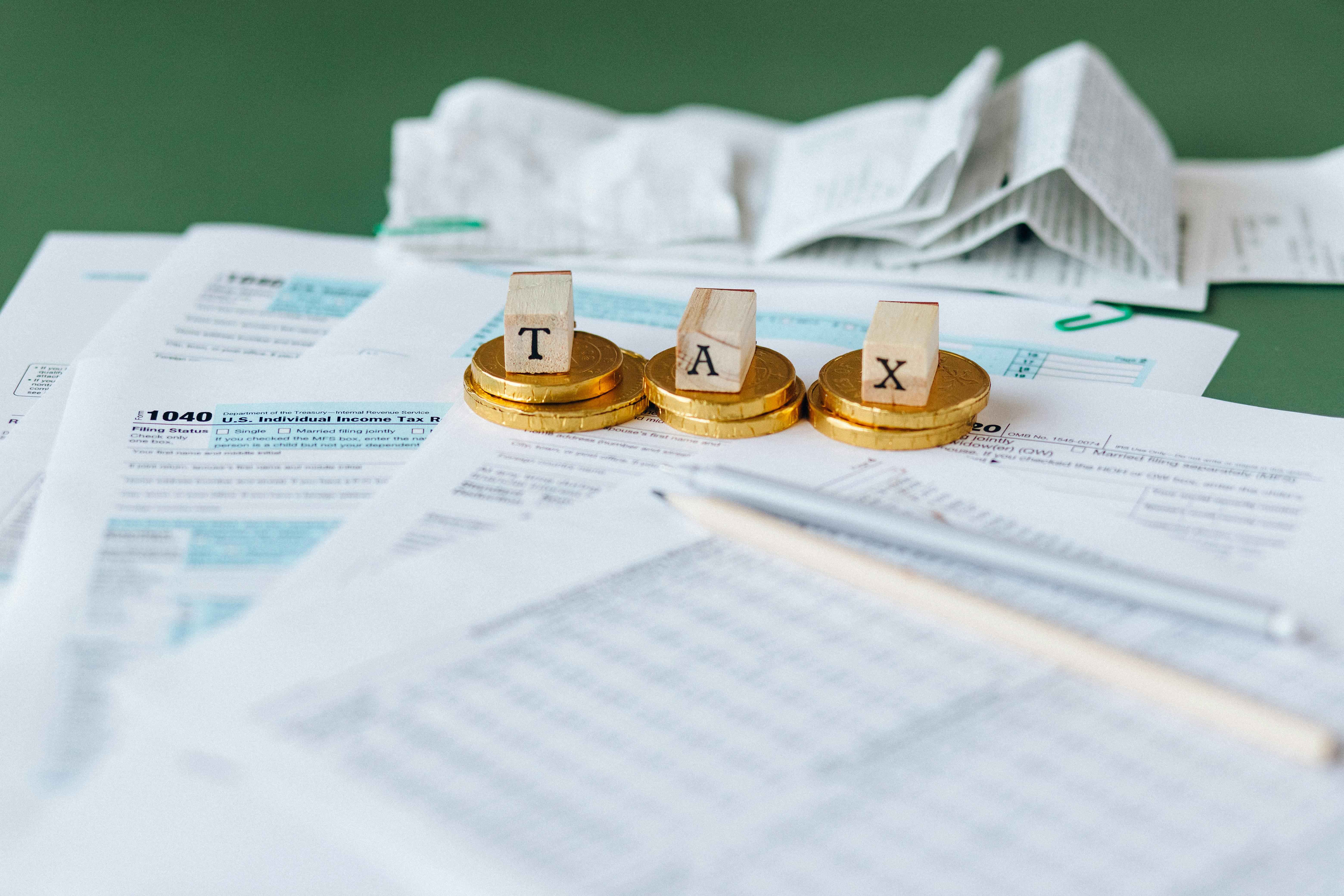 How to File Taxes as a Canadian Expat Working Abroad