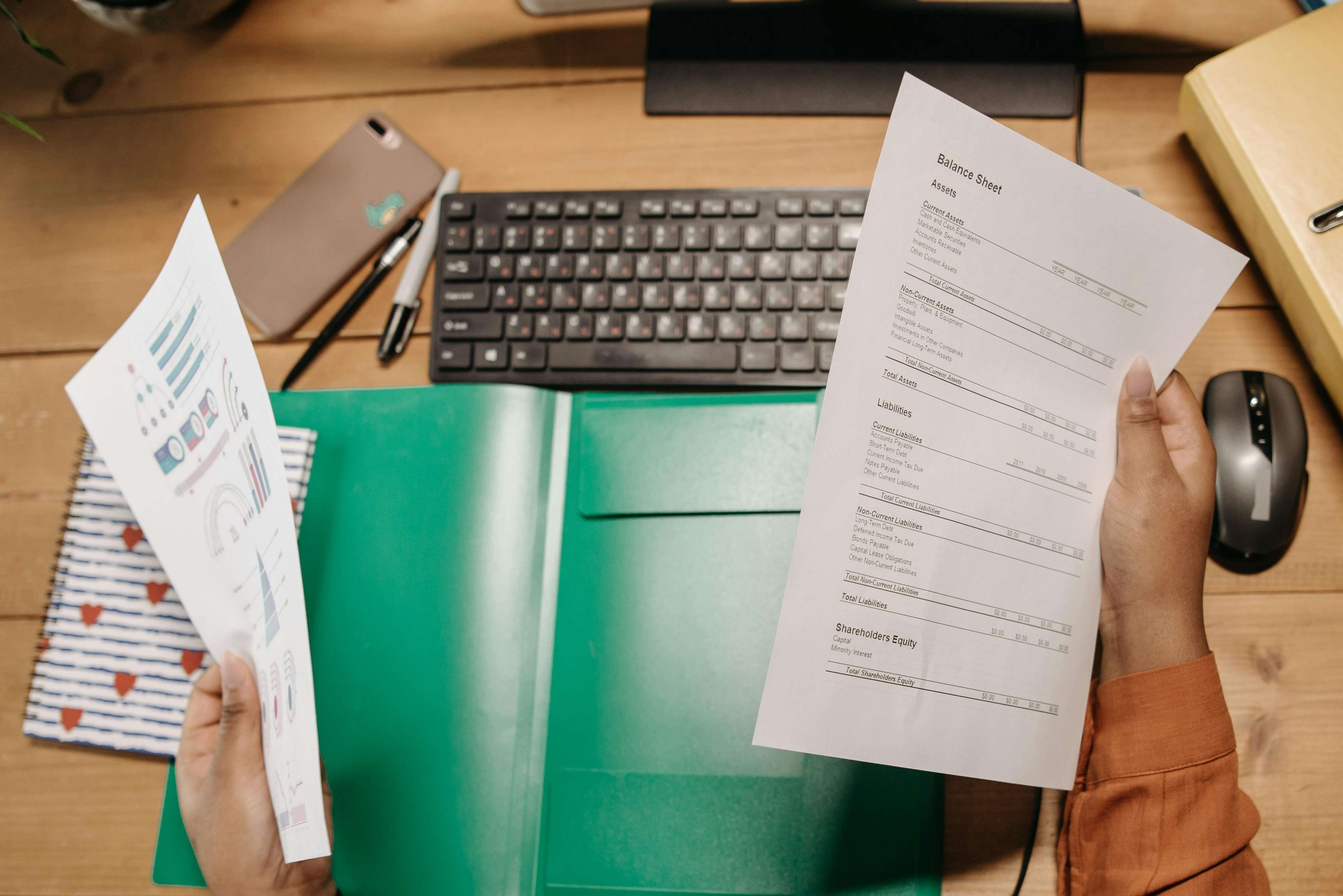 Choosing the Right Tax Professional: A Comprehensive Guide for Canadian Doctors